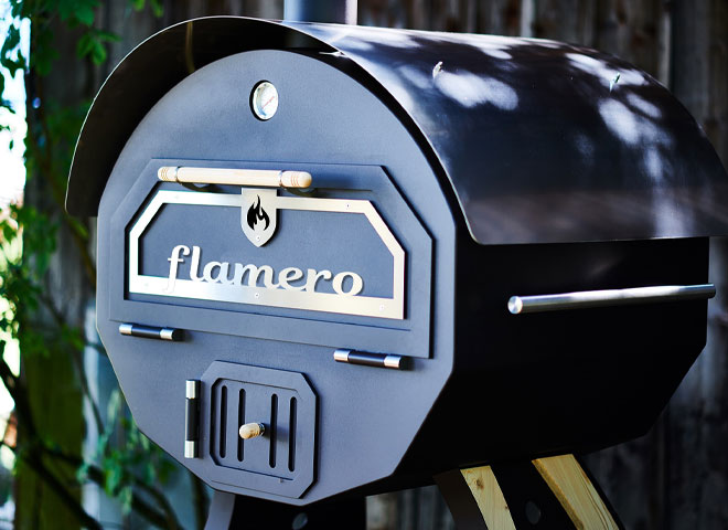 Holzbackofen von Flamero